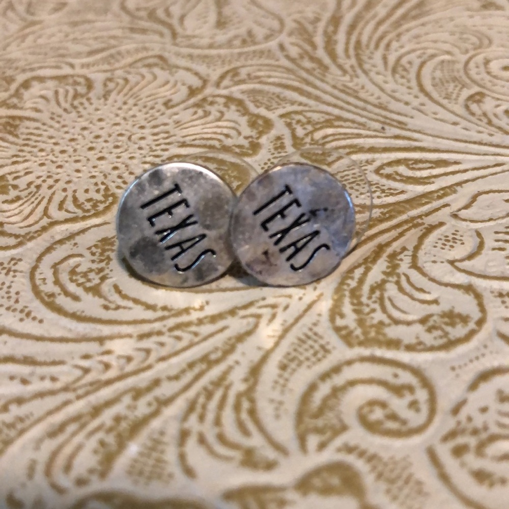 Texas Earring Set - image 3